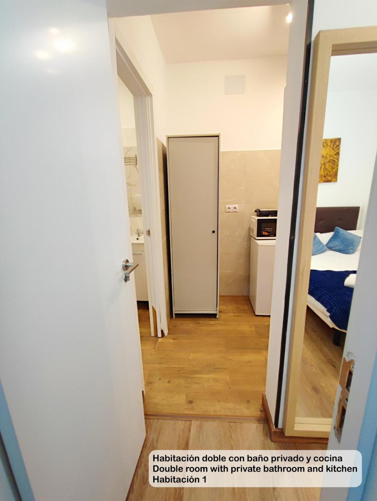 Madrid Centro Rooms ภายนอก รูปภาพ