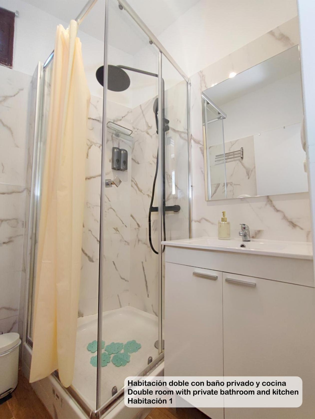 Madrid Centro Rooms ภายนอก รูปภาพ